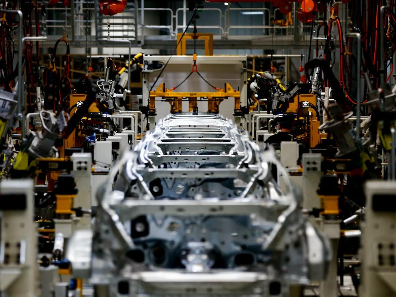 Japon otomotiv devi o modelini banttan indiriyor!