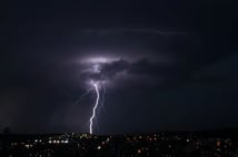 İçişleri Bakanlığı'ndan gece yarısı alarmı! Fırtına ve sağanak kapıda