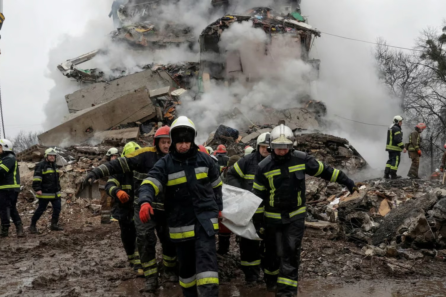Russian Strike Kills Five in Ukraine's Samarsky Region