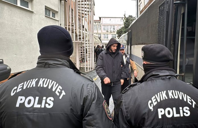 Yasa dışı bahis sitelerine girişler