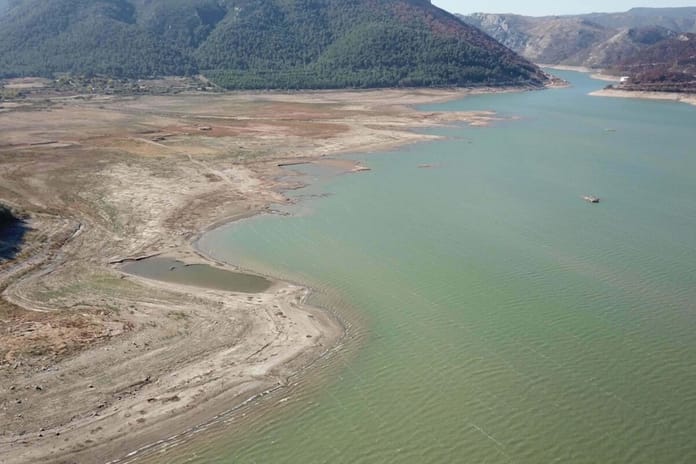 İzmir’de su krizi derinleşiyor: Tahtalı Barajı'nda su seviyesi yüzde 1'in altına düştü