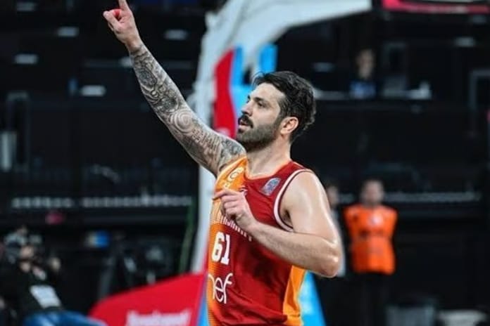 15 sezonluk sevda sona erdi: Galatasaray, kaptan Göksenin Köksal'a vedasını duyurdu