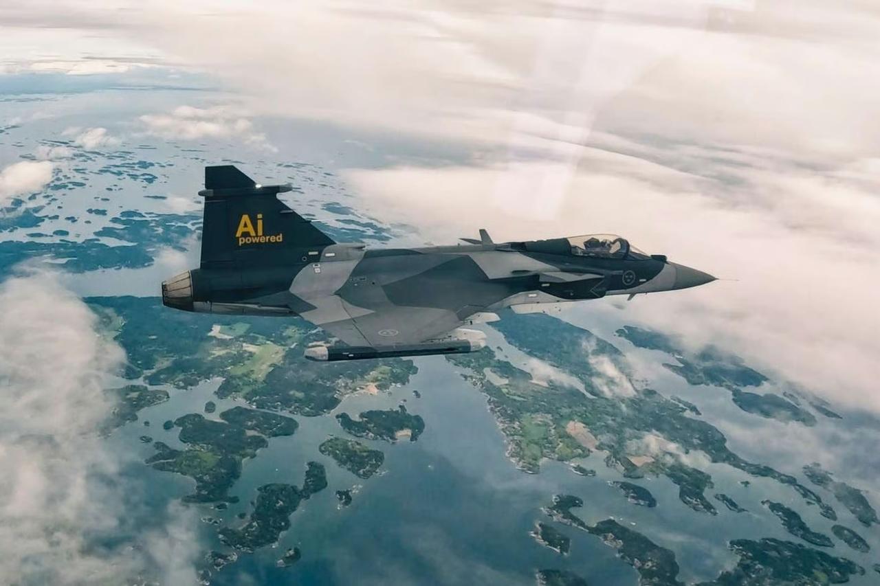 İsveç, Gripen E’yi geliştiriyor