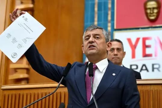 Yeni Parti lideri Özgür Özel 'Çerçeve Yasa' kararını duyurdu