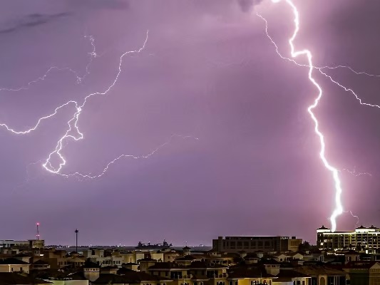 Bangladeş’te birçok noktaya yıldırım düştü: En az 14 ölü
