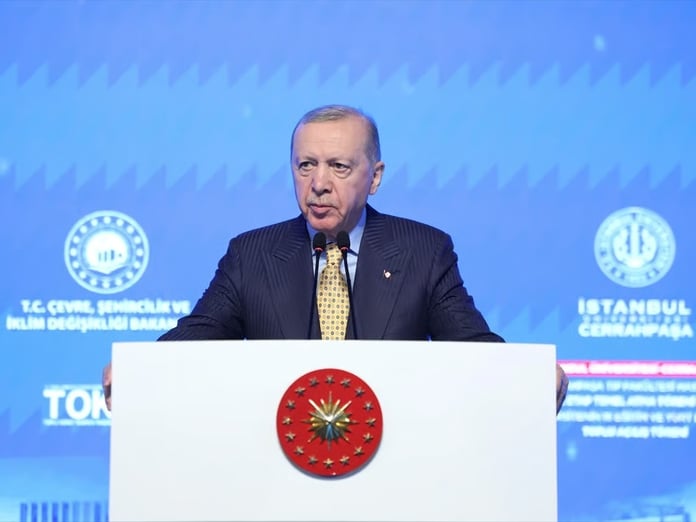Cumhurbaşkanı Erdoğan Cerrahpaşa Tıp Fakültesi yeni hastane temel atma törenine katıldı