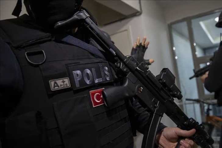 İstanbul'da yeni nesil çetelere şafak operasyonu! 