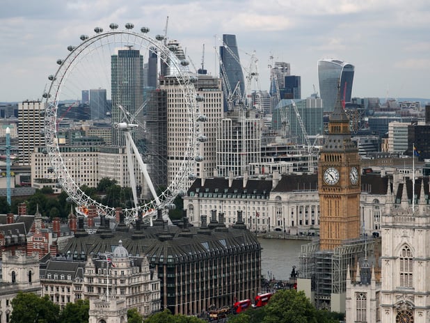 Londra'yı ziyaret etmek isteyenler turist vergisi ödeyecek