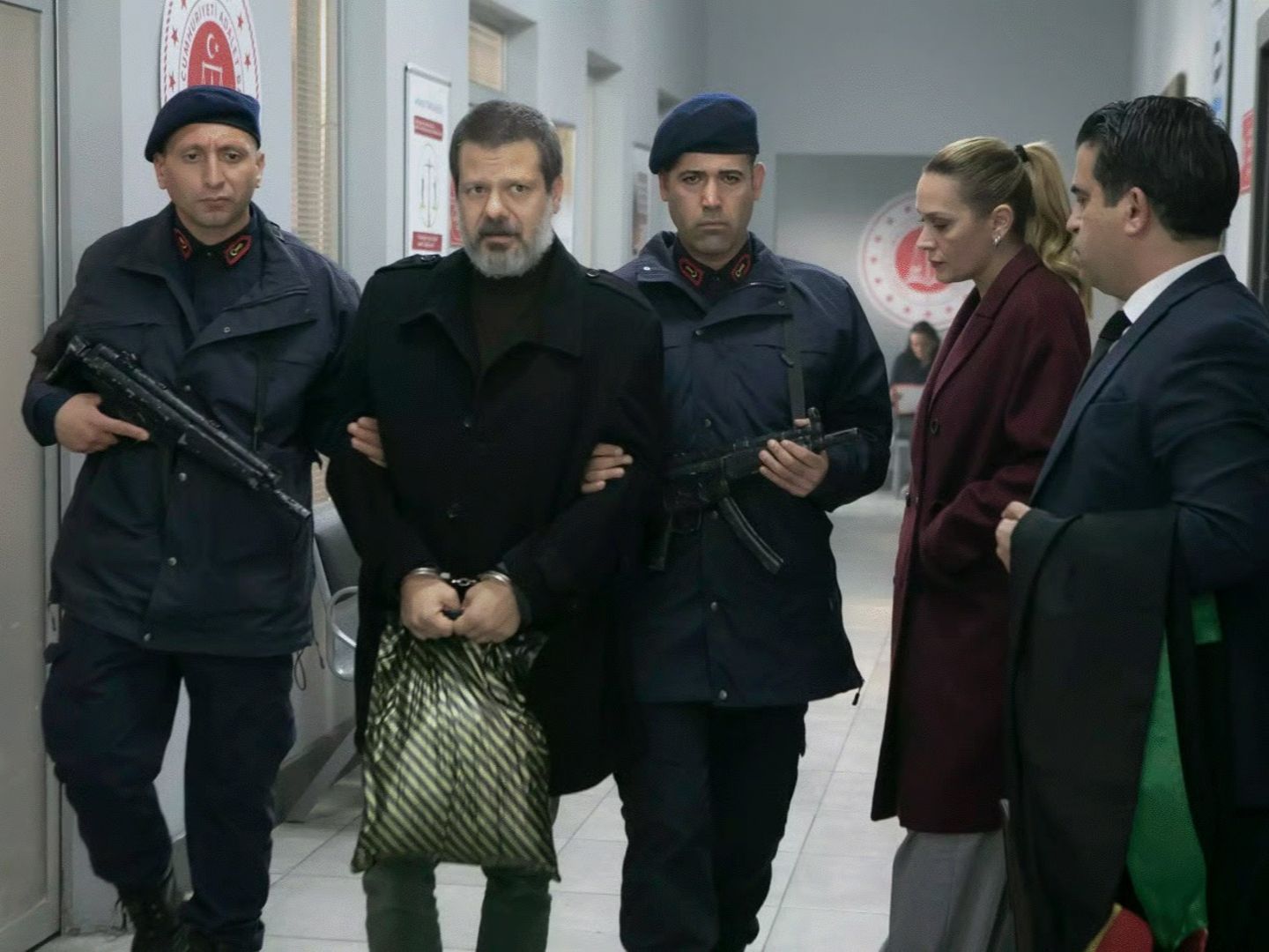 Arka Sokaklar son bölüm izle | Kanal D ile Arka Sokaklar 728. bölüm full izle | Ali tutuklanacak mı?