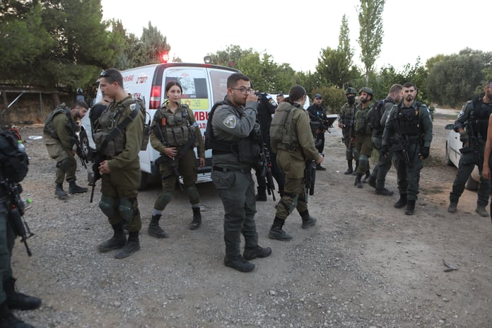 Yahudi işgalciler bu kez İsrail askerlerine saldırdı