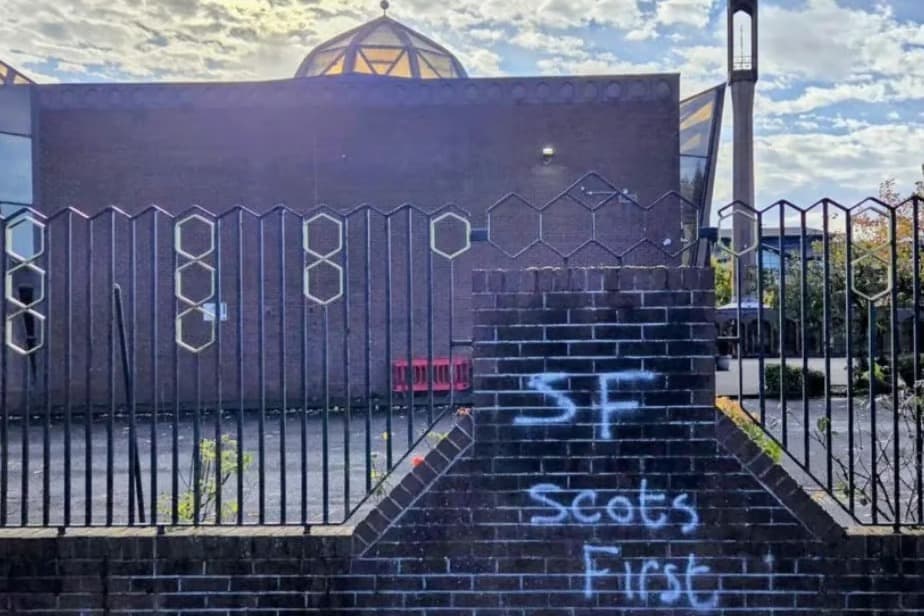 Glasgow’un kalbinde nefret saldırısı: Merkez Camii hedefte