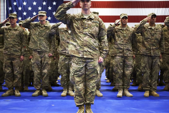 ABD Ordusu insan gücü problemlerini çözmek için milyarlarca dolar harcıyor