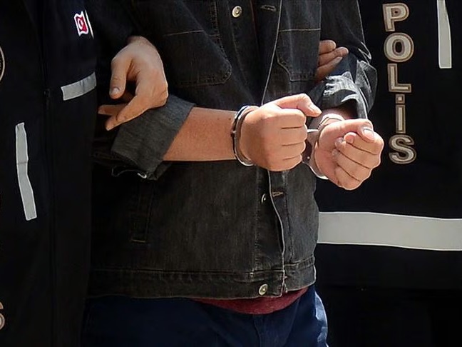 İstanbul'da dev uyuşturucu operasyonu: Çok sayıda ünlü isim gözaltında