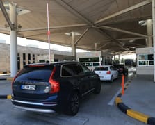 Gurbetçilerin Edirne'deki sınır kapılarından yurda giriş yapan devam ediyor