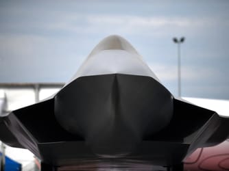 Dassault CEO Challenges Germany Over U.S. Defense Ties