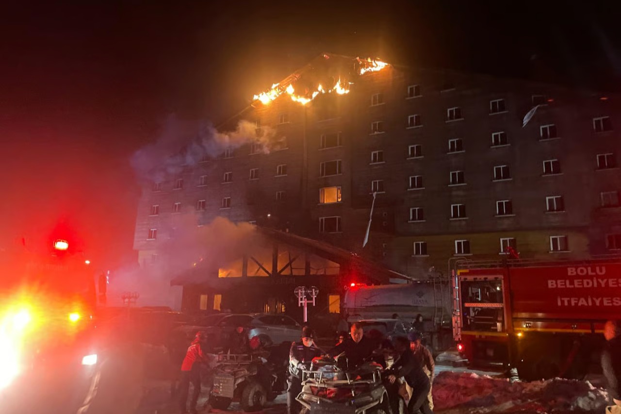 Bolu Kartalkaya'daki Grand Kartal Otel yangını davasında müşteki beyanları alınıyor