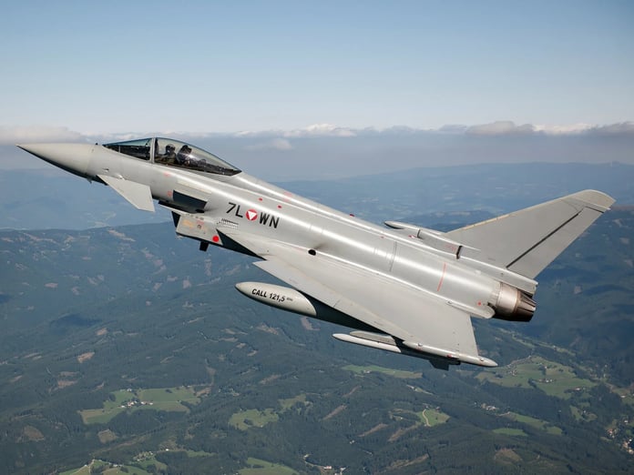 Almanya, 4,4 milyar euroluk yeni Eurofighter Typhoon anlaşmasını onayladı