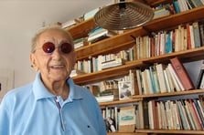 Türk şiirinin "uç beyi" İlhan Berk