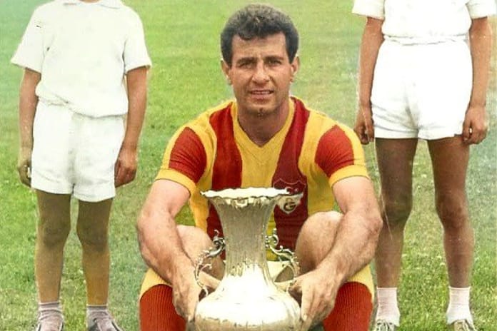Taçsız Kral Metin Oktay