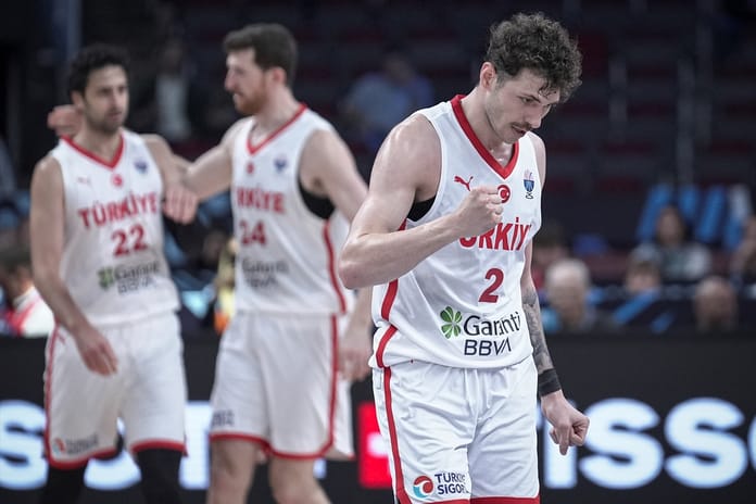 EuroBasket'te yükselen performans