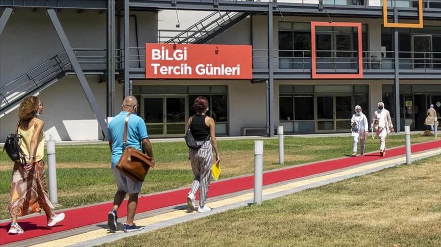 İstanbul Bilgi Üniversitesi neden kapatıldı?