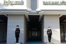 27 Mülki İdare Amiri Birinci Sınıf Mülki İdare Amirliği'ne yükseltildi