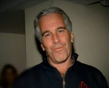 FBI Epstein'in çocuk istismarı ve fuhuş ağı hakkında delil bulamamış