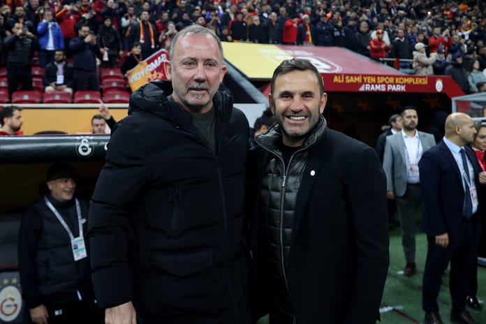 Teknik adamların rekabeti