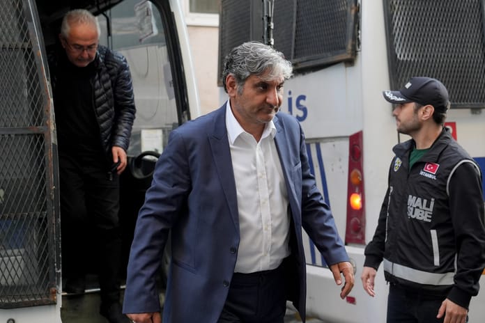 İBB'ye yönelik yolsuzluk soruşturmasında Aykut Erdoğdu ve 2 şüpheli tutuklandı