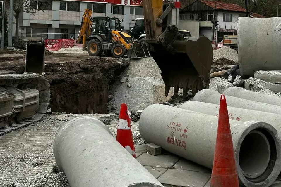 Başkent'te bitmeyen yol çilesi