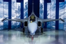 Brezilya’da monte edilen ilk Gripen E savaş uçağı tanıtıldı