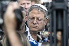 Bedeviler İsrail'in aşırı sağcı bakanı Ben-Gvir'in konvoyunu taşladı