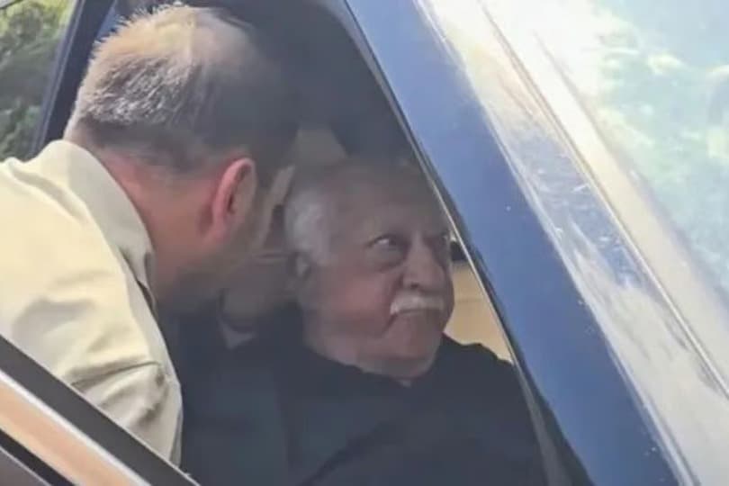 FETÖ elebaşının avukatı darbeden sonra Epstein'den yardım istemiş