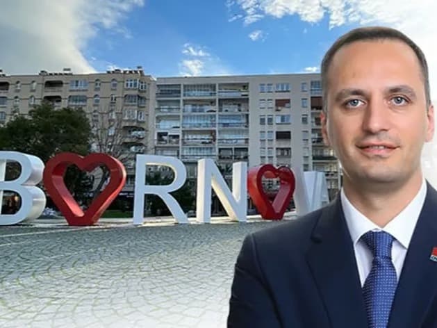 Muhtarı eleştiri yüzünden ofisten kovdu
