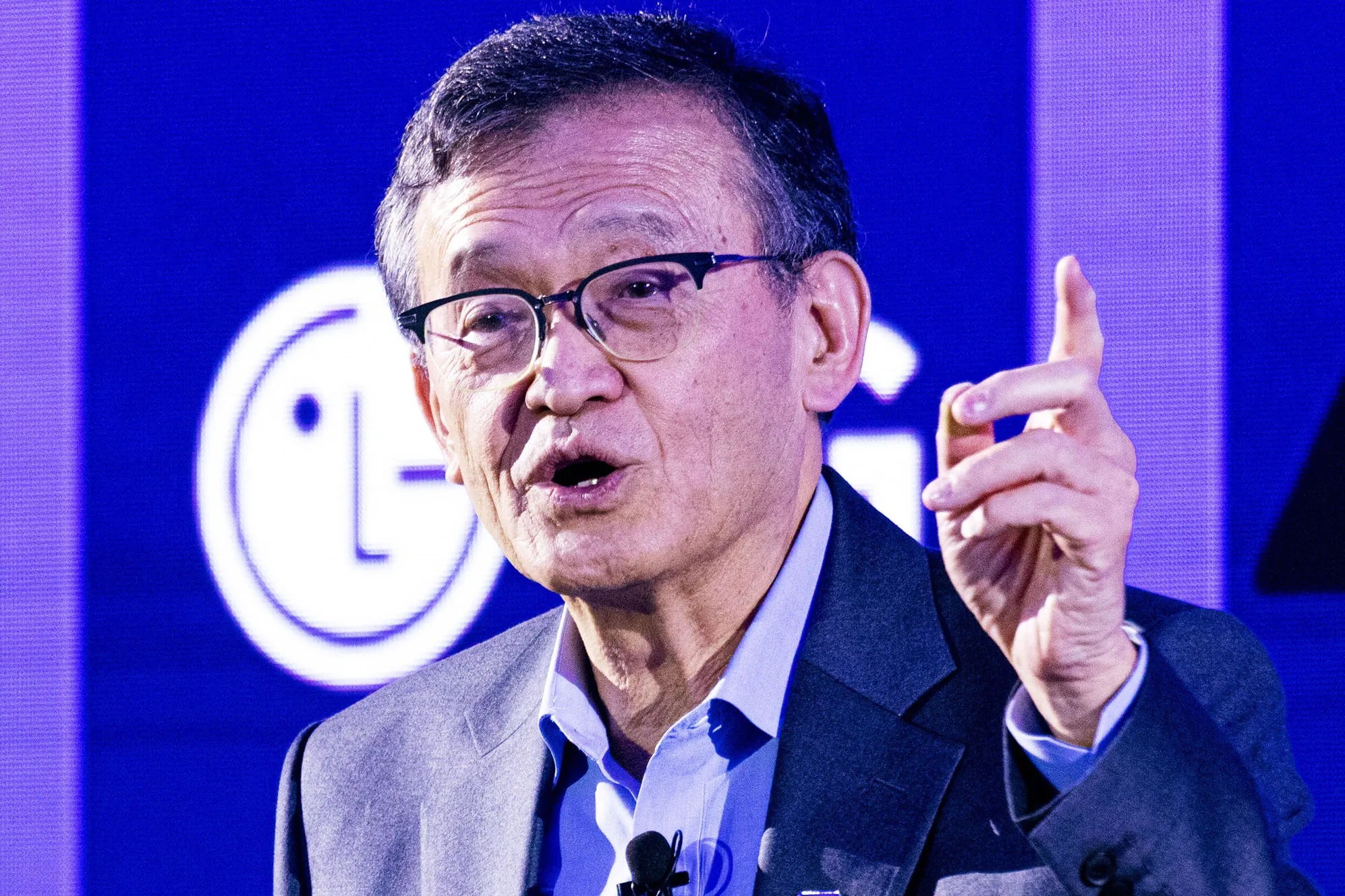 Trump Demands Intel CEO Quit Over China Ties