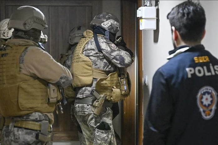 8 milyar liralık sahte forex ağına büyük darbe