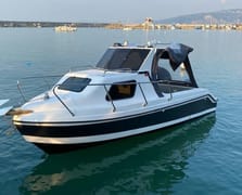 Muğla'da fiber tekne battı