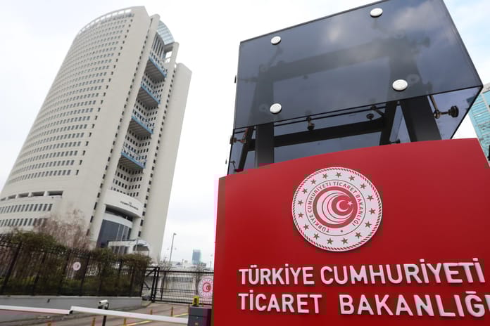 Ticaret Bakanlığı ilk 4 ayda 1 milyar 25 milyon lira ceza kesti