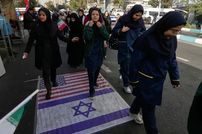 İran Mossad şebekesini çökertti