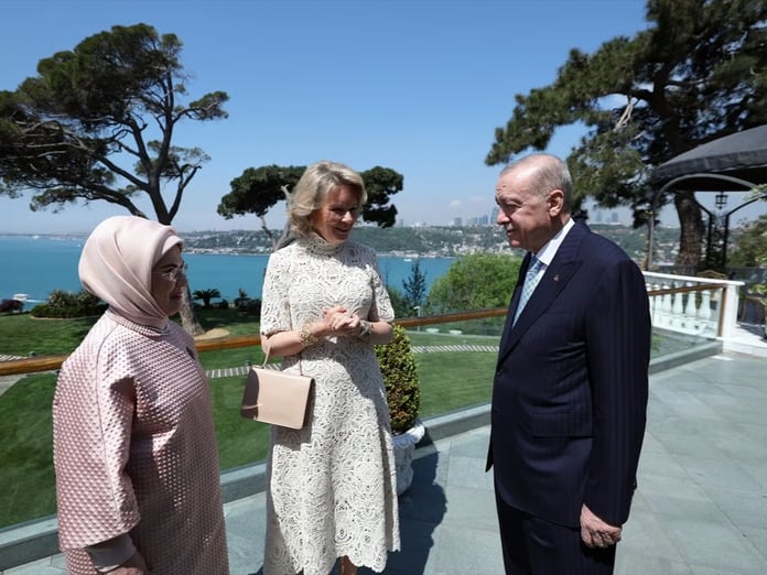 Belçika Kraliçesi Mathilde Vahdettin Köşkü'nde
