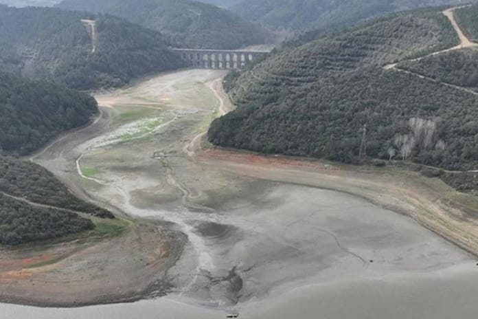 Türkiye kuraklıkla mücadele ediyor barajlarda su seviyeleri alarm veriyor