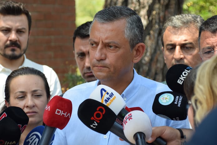 Özgür Özel: Türkiye’de demokrasi tehlike altında