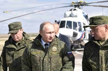 Putin, geçen yıl orduya 1,5 milyondan fazla dron teslim edildiğini bildirdi