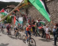 İspanya bisiklet turu La Vuelta'da "İsrail'e spor boykotu" çağrıları güç kazanıyor