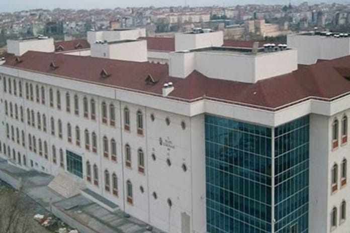 10 milyon TL'lik bıçak parası alan doktorlar gözaltında