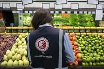 Bakanlıktan fahiş fiyat operasyonu! 4 liralık marul 119, 60 liralık sarımsak 220 lira