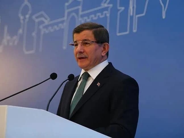 Ahmet Davutoğlu hakkında soruşturma başlatıldı