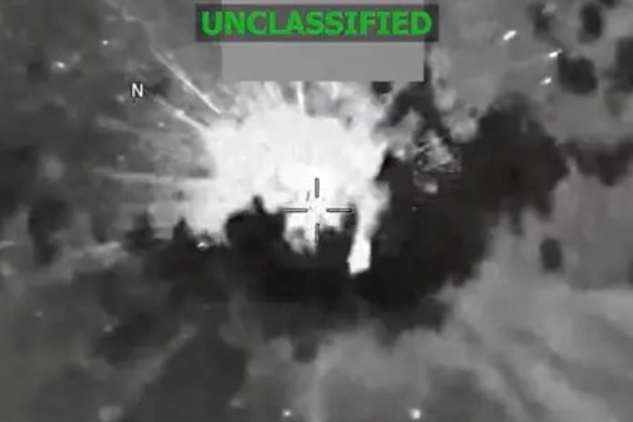 ABD Karayipler'de bir tekneyi daha vurdu: 3 ölü