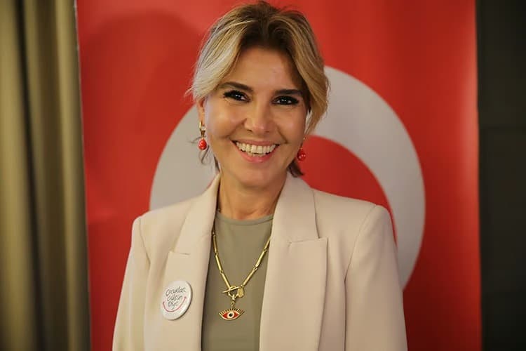 Gülben Ergen hakkında halkı yanıltıcı bilgiyi yayma suçlamasıyla soruşturma başlatıldı
