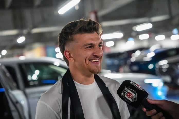 Rangers'tan Beşiktaş'a dönüş: Rıdvan Yılmaz, üç sezon sonra yuvasına döndü